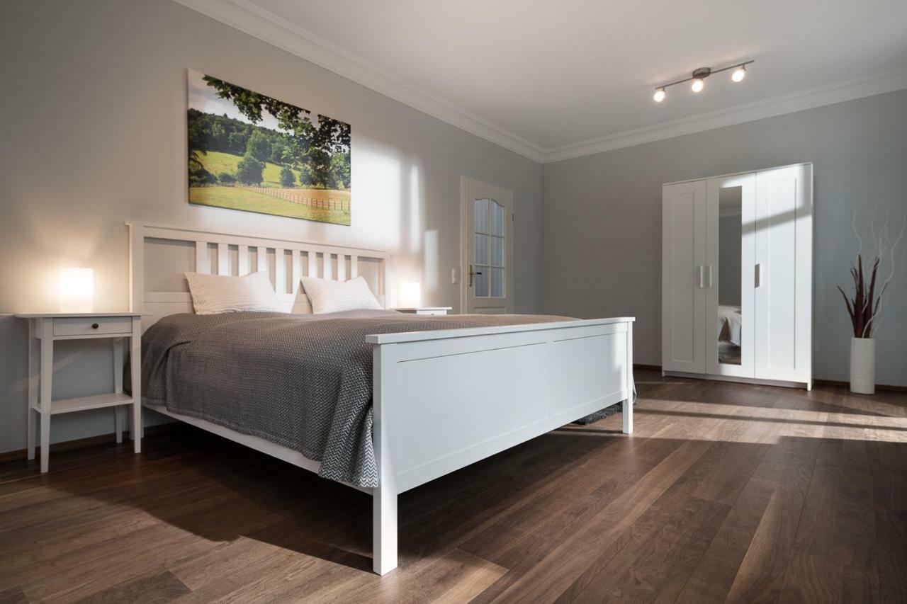 Reiterhof Und Pension Eichenhof Haiger Ngoại thất bức ảnh